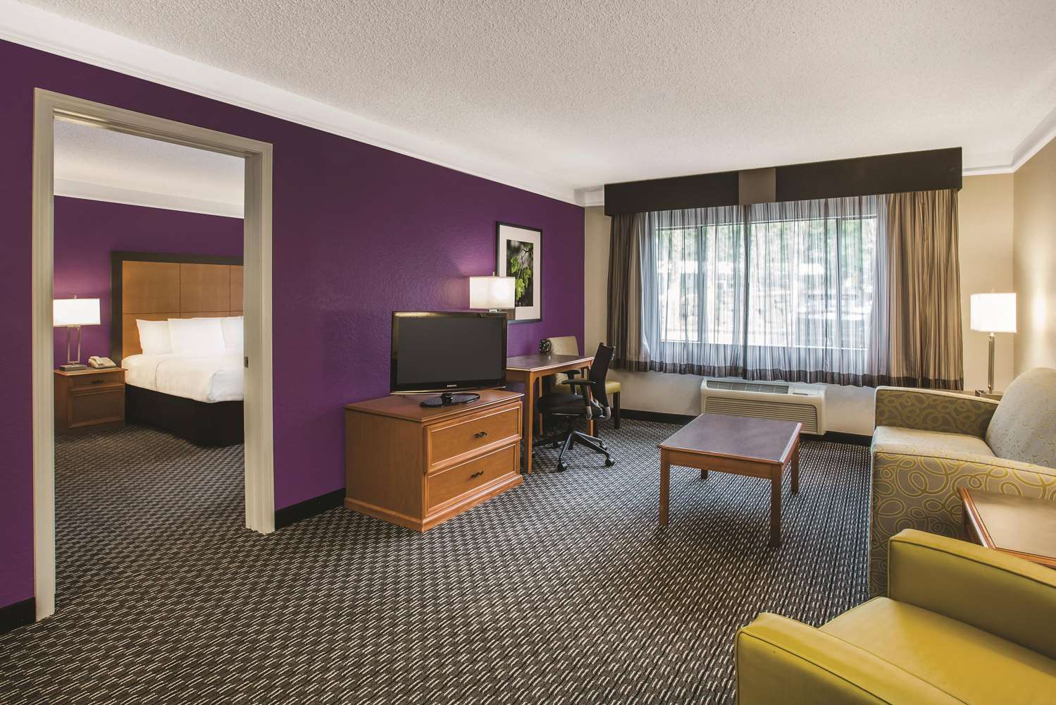 Howard Johnson by Wyndham Sacramento Downtown 48/58