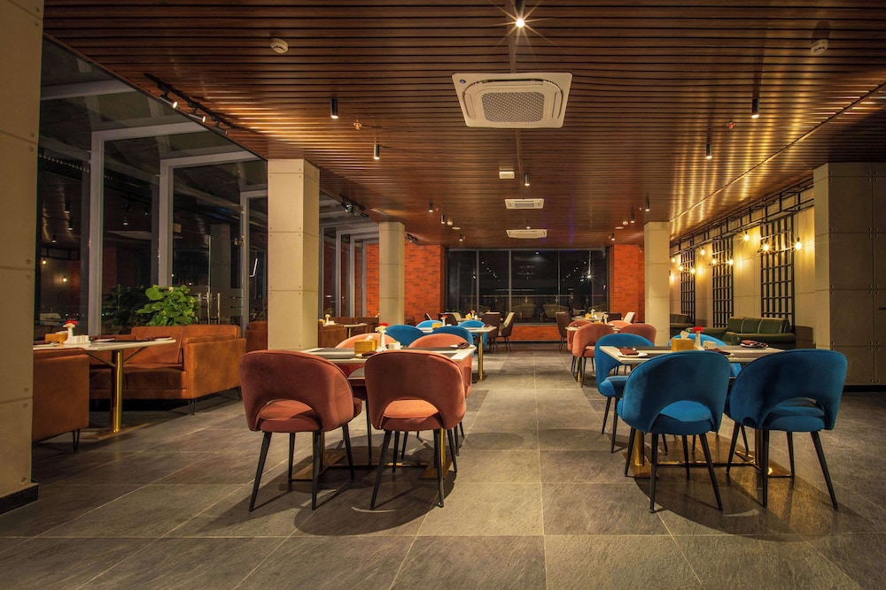 Best Western Plus Kathmandu Hotel 33/37