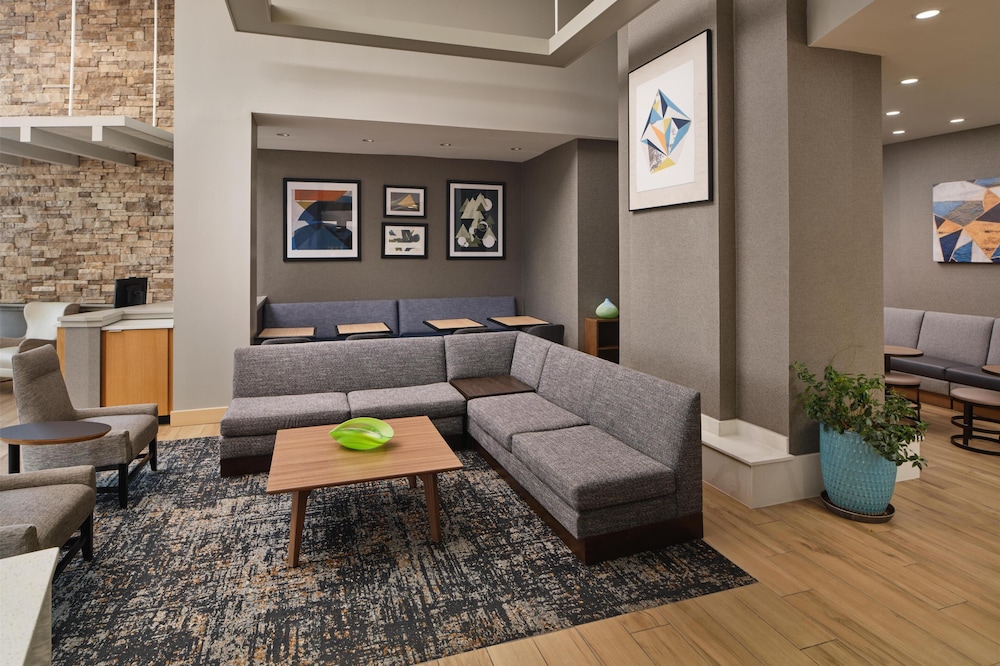 Hyatt Place Grand Rapids-South 42/67