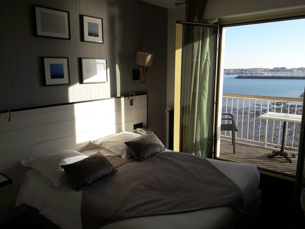 Hotel Les Brises 24/78