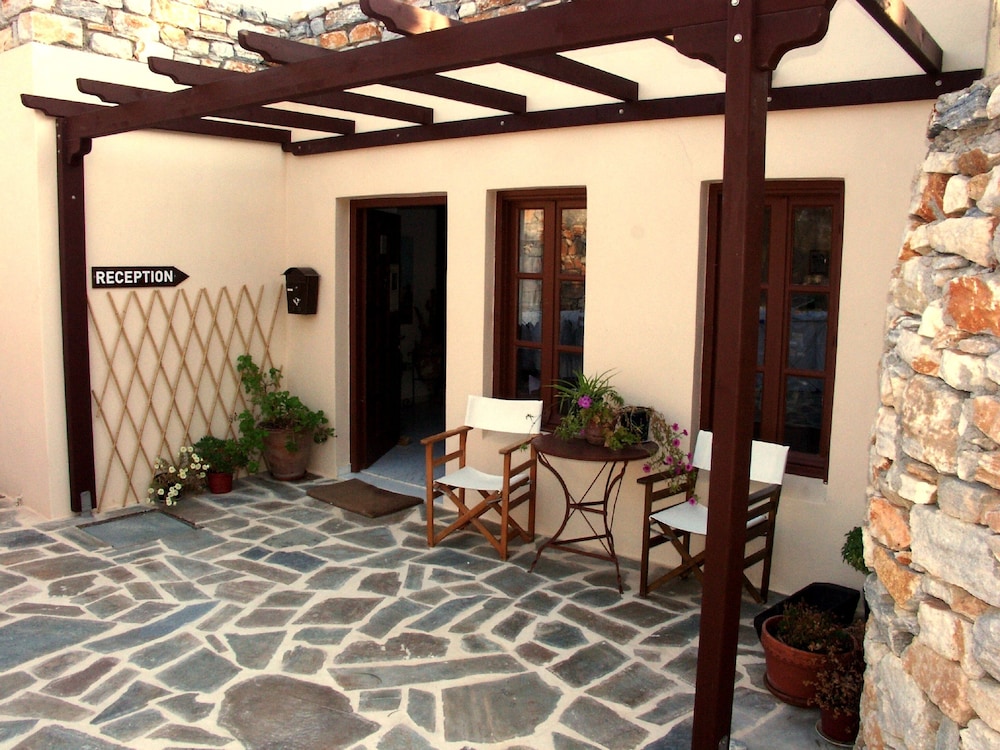 Kedros Villas 8/74