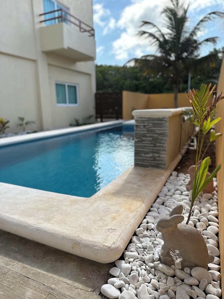 Oneiro Suites 38/41