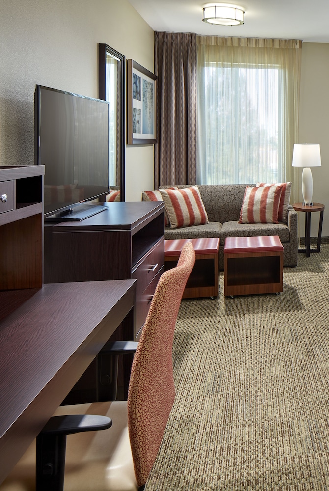 STAYBRIDGE SUITES ANAHEIM AT THE PARK 29/30