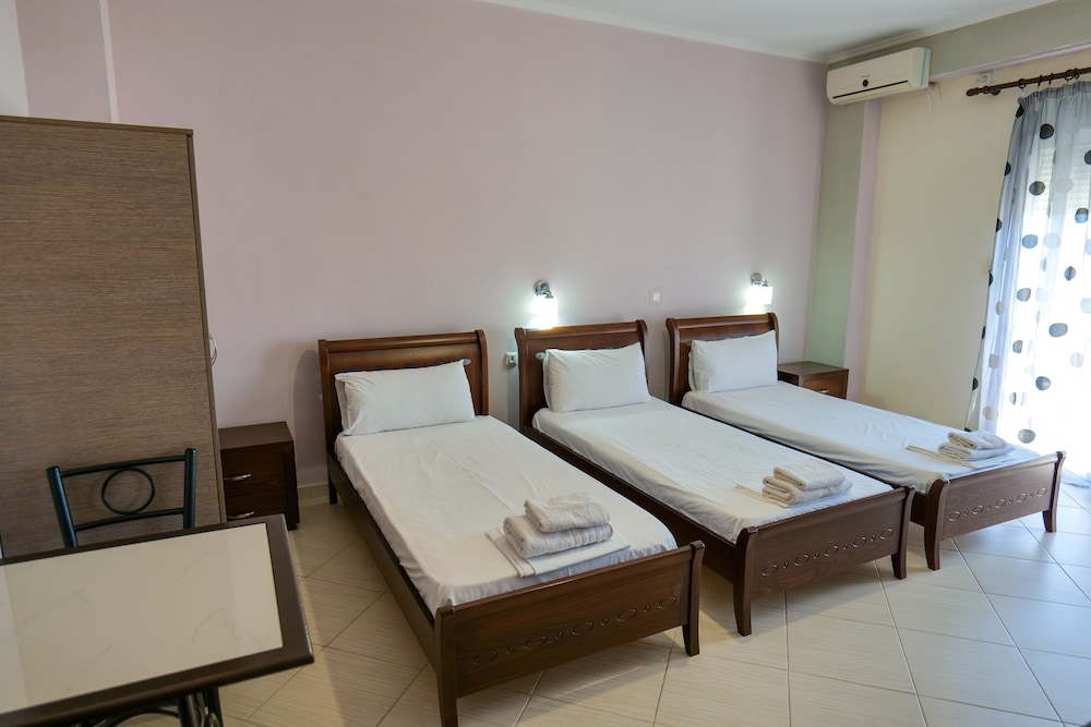 Hotel Chris 42/71