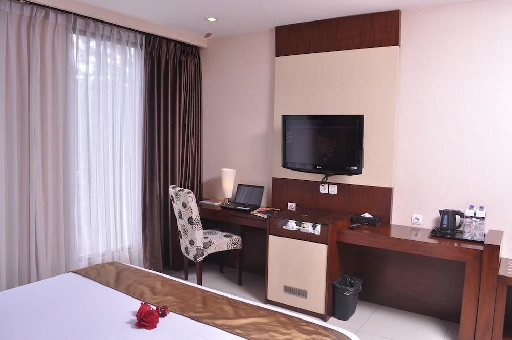 Scarlet Hotel Dago 18/21