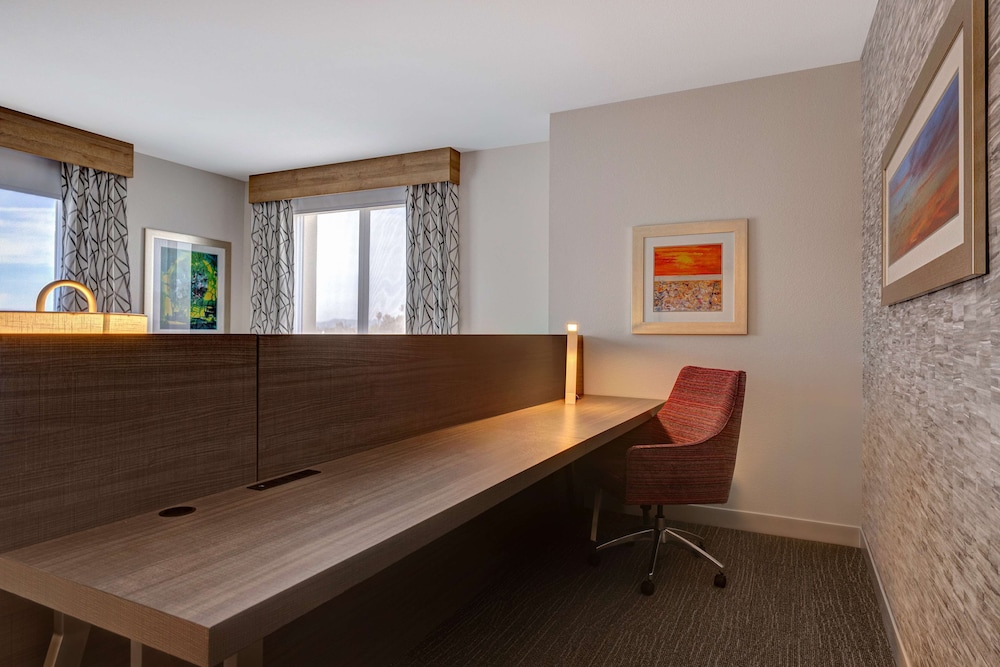 Hilton Garden Inn Temecula 57/68