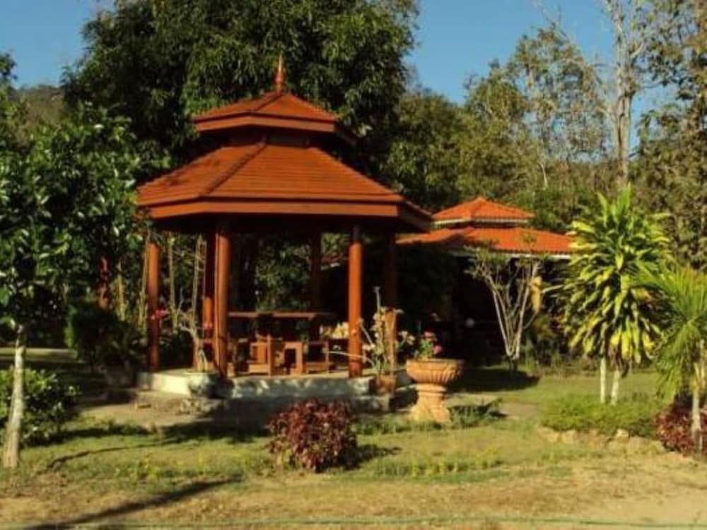 Baan Phuthadol 7/41