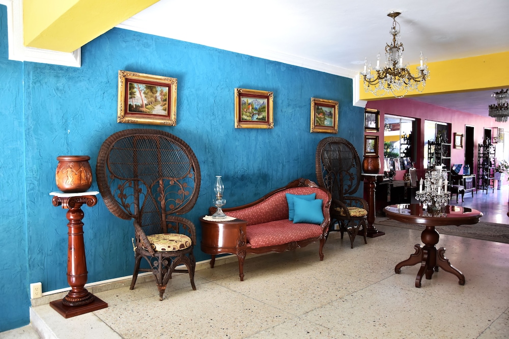 Hotel Mary Carmen 45/72