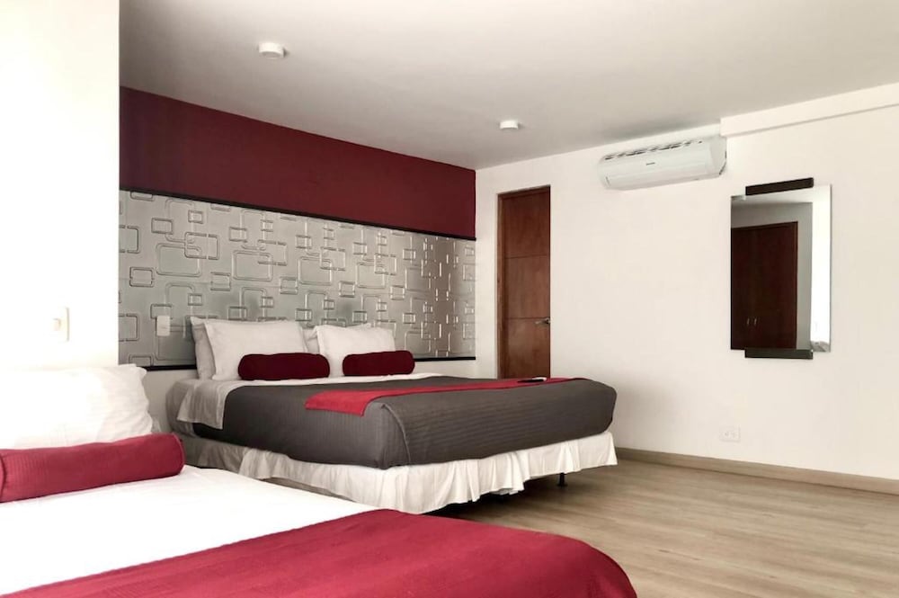 Hotel Florencia Plaza 28/54