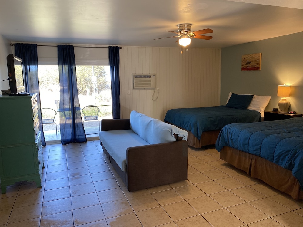 Ocean Villa Inn 47/66