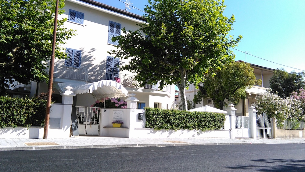 Petit Hotel 36/50