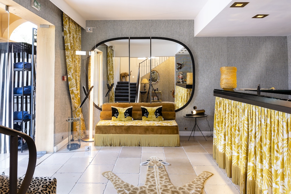 Hôtel Le Y 27/50
