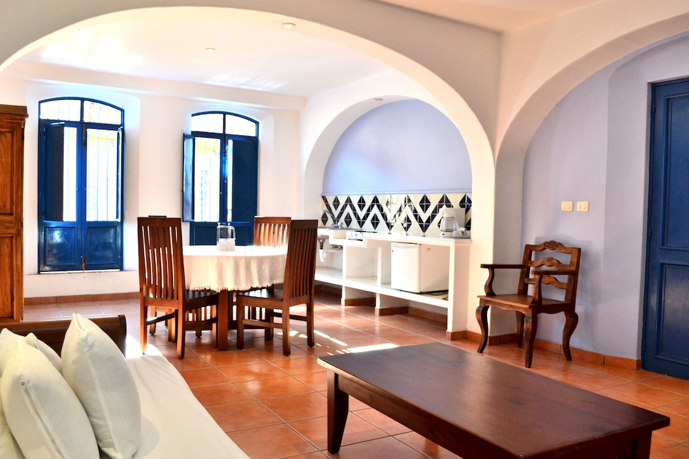 Posada del Cafeto 41/66