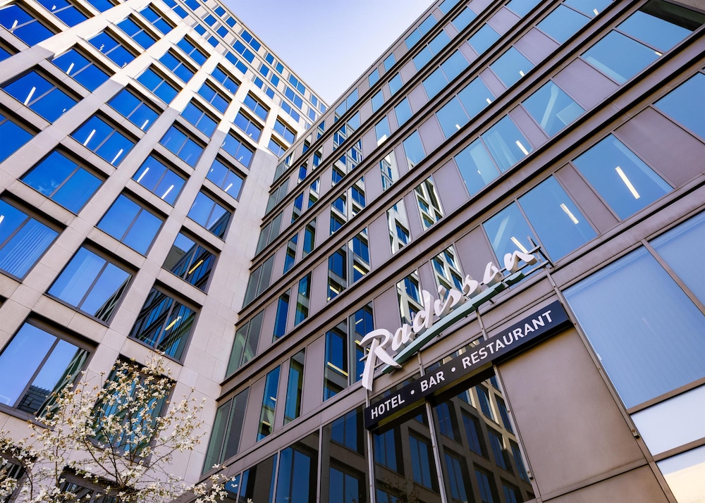 Park Inn by Radisson Brussels Midi 2/73