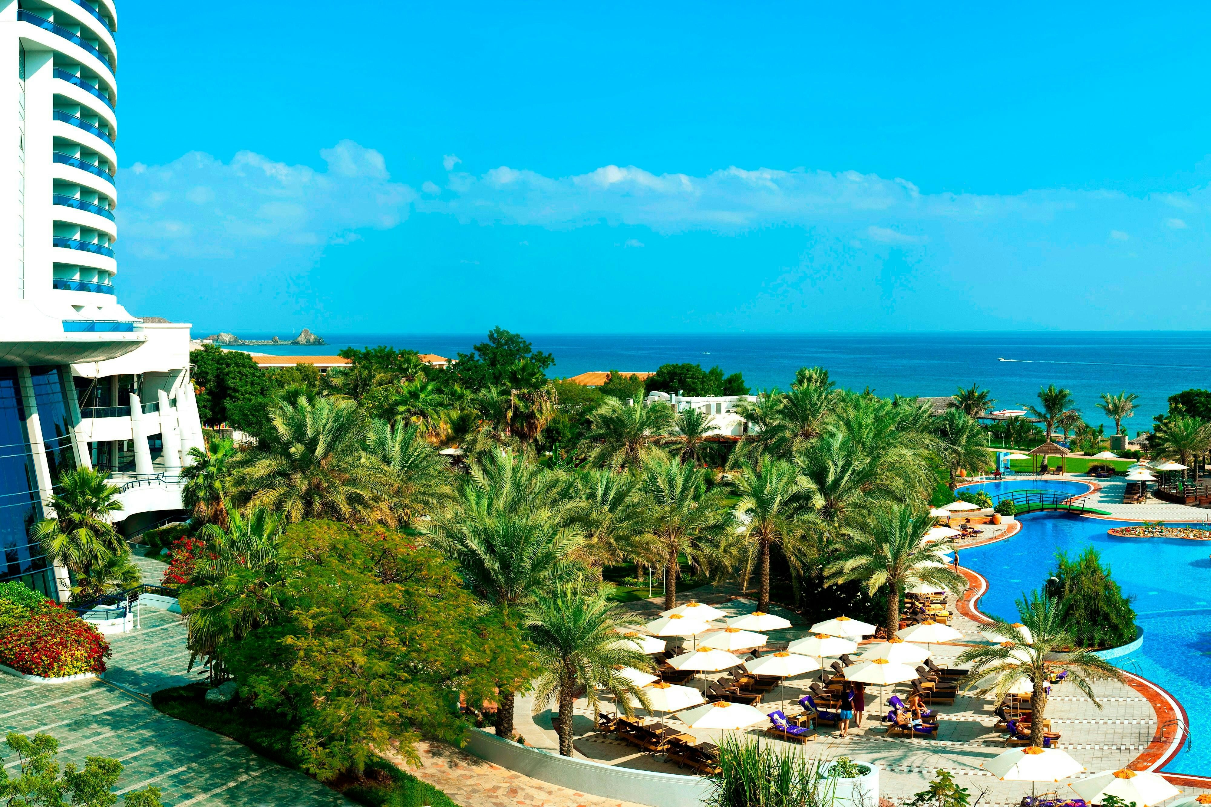 Le Meridien Al Aqah Beach Resort 64/65