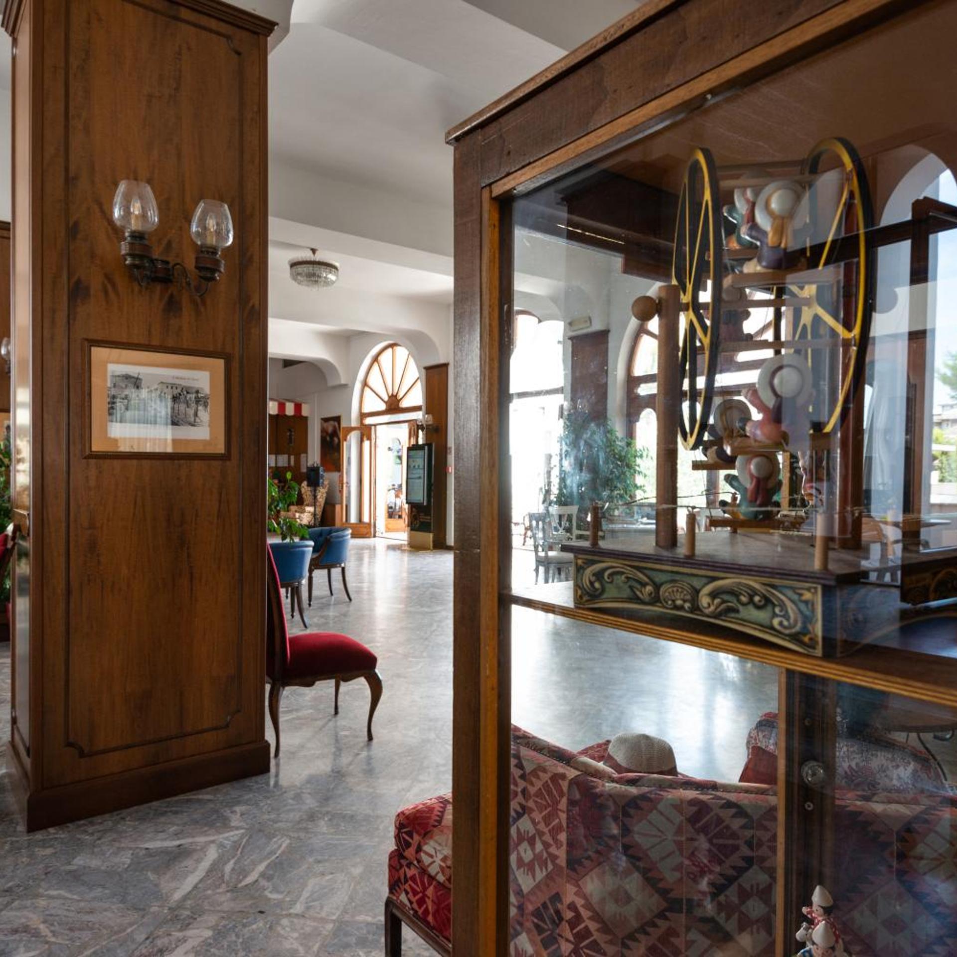 Grand Hotel Excelsior 7/66
