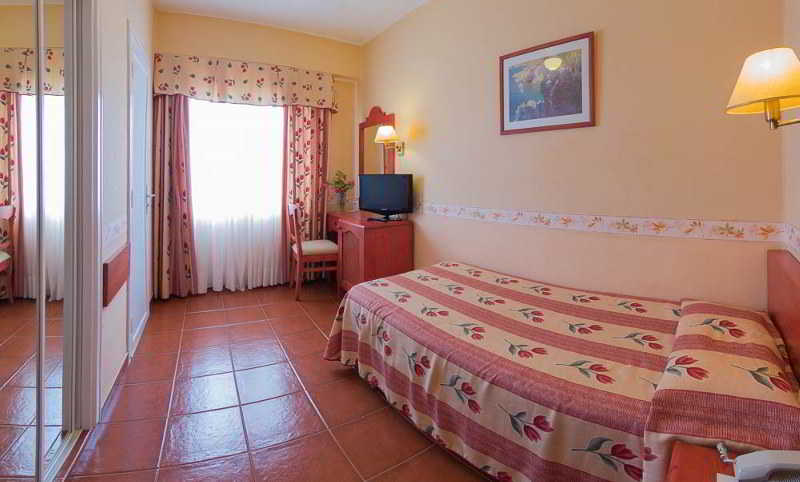 Room, Single, No Balcony