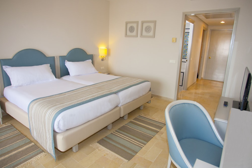 Iberostar Waves Averroes 22/66