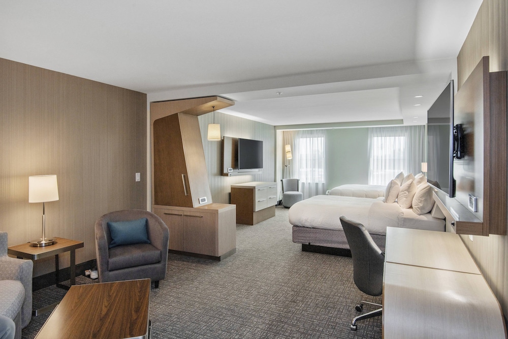 Courtyard By Marriott Raleigh Cary/Parkside Town Commons 36/52