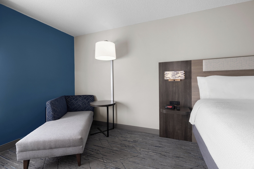 Holiday Inn Exp Winston Salem 20/48