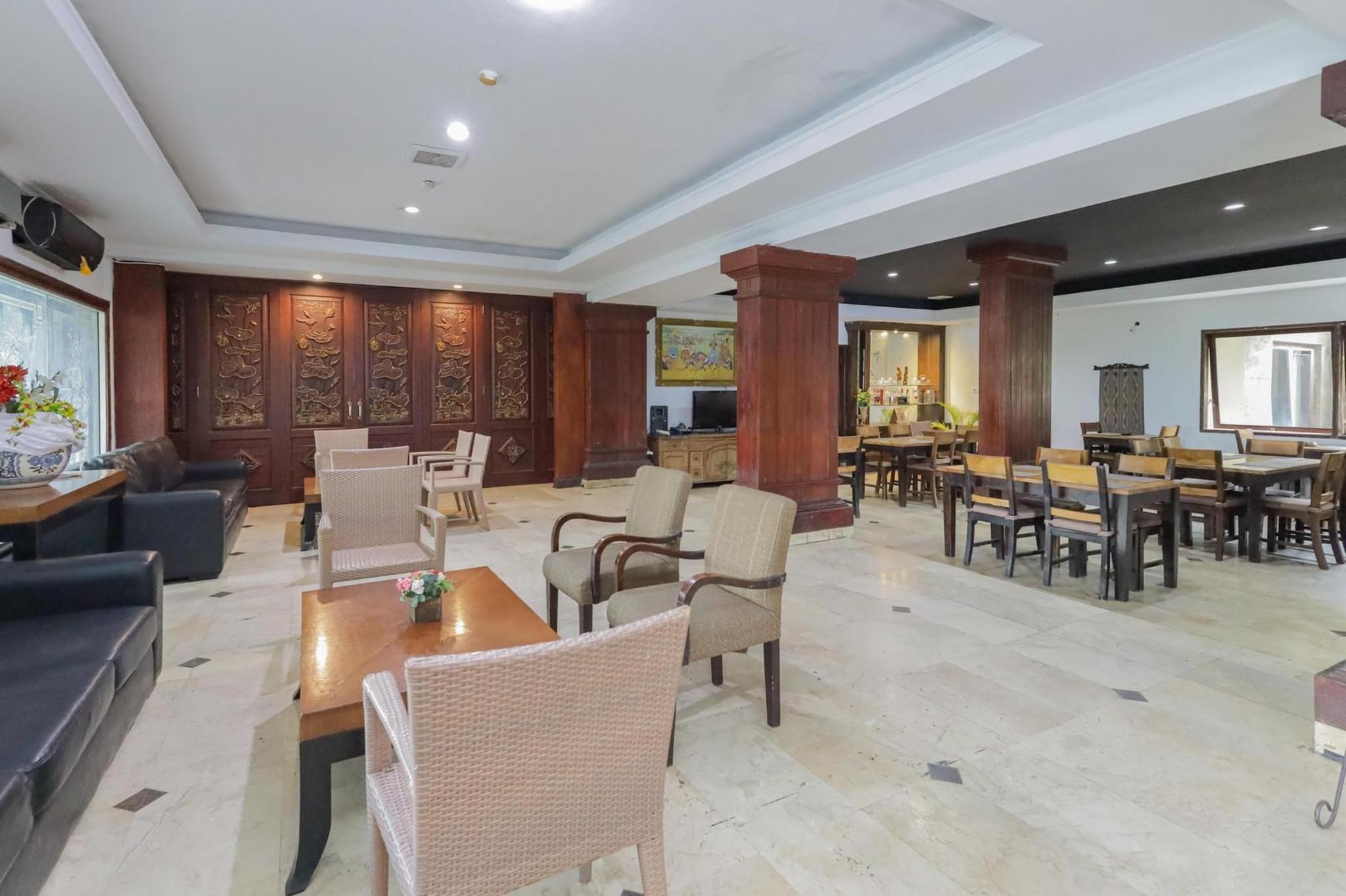 Taman Suci Hotel 20/26