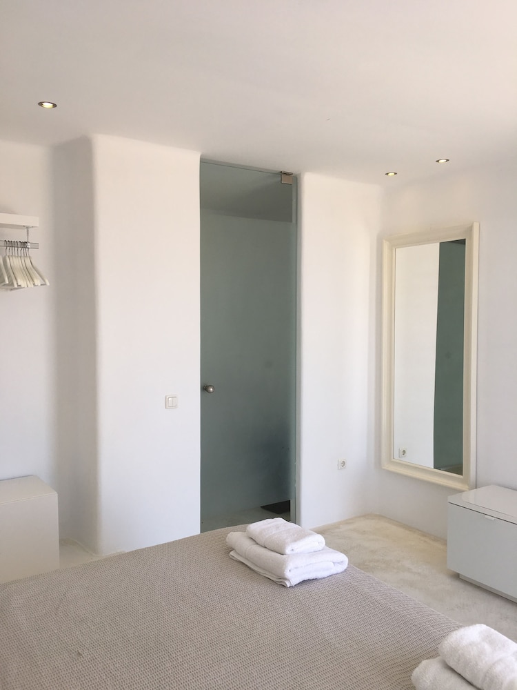 Villa Crystal 17/32