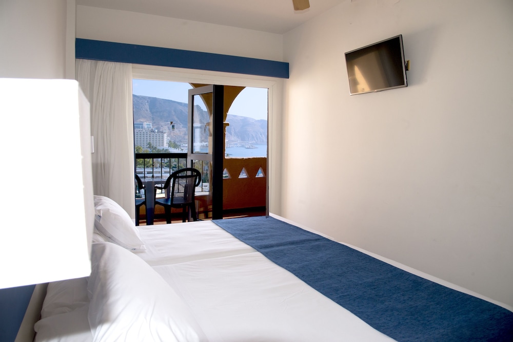 Playadulce Hotel 35/58