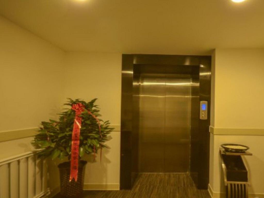 Jinjiang Inn (Xining Wanda Plaza) 4/49