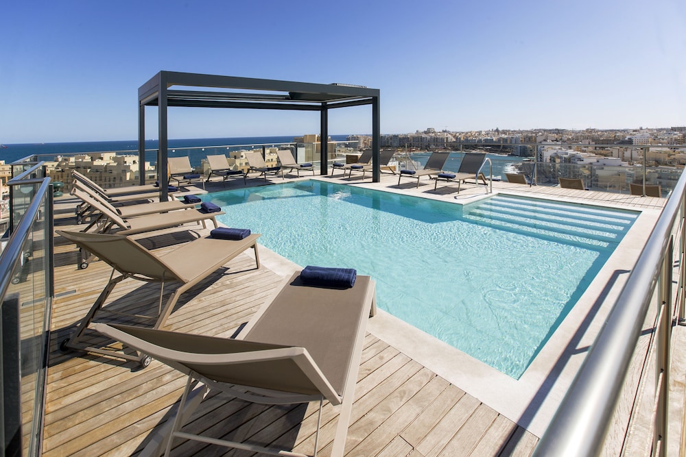 Mercure St. Julian s Malta 38/69