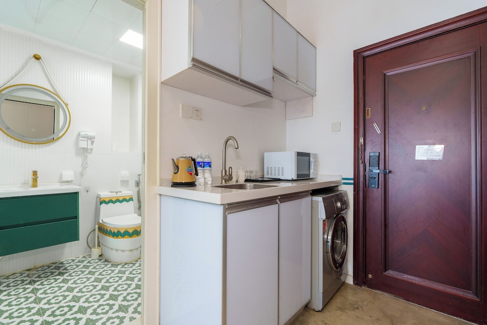 Sunny Private Apt Of Grand Continental 7/50