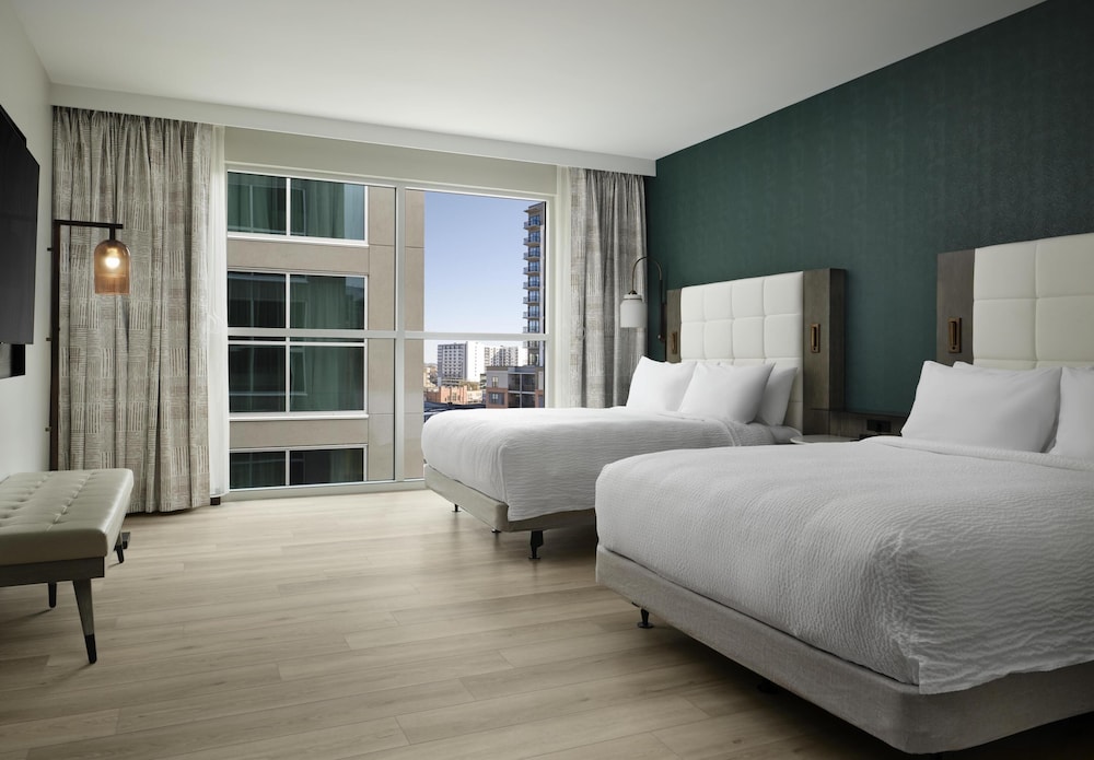 ROOM, 2 QUEEN BEDS, ACCESSIBLE