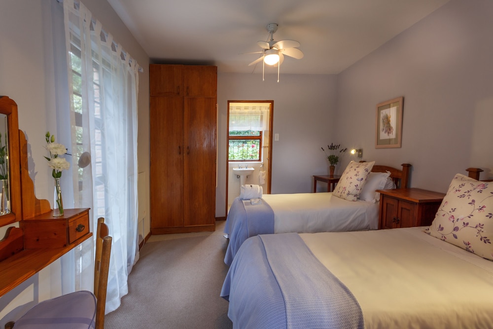 Jenny's Guest House 4/30