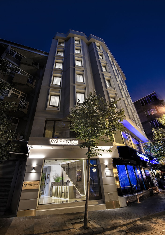 Valente Suites Hotel 1/30