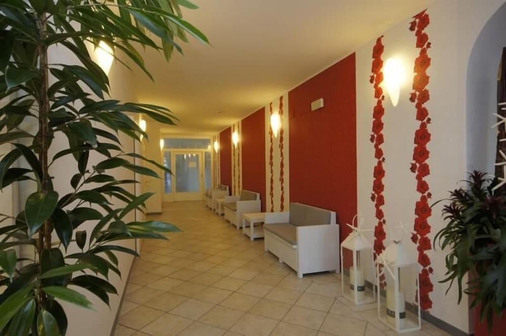 Hotel Promenade Universale 46/50