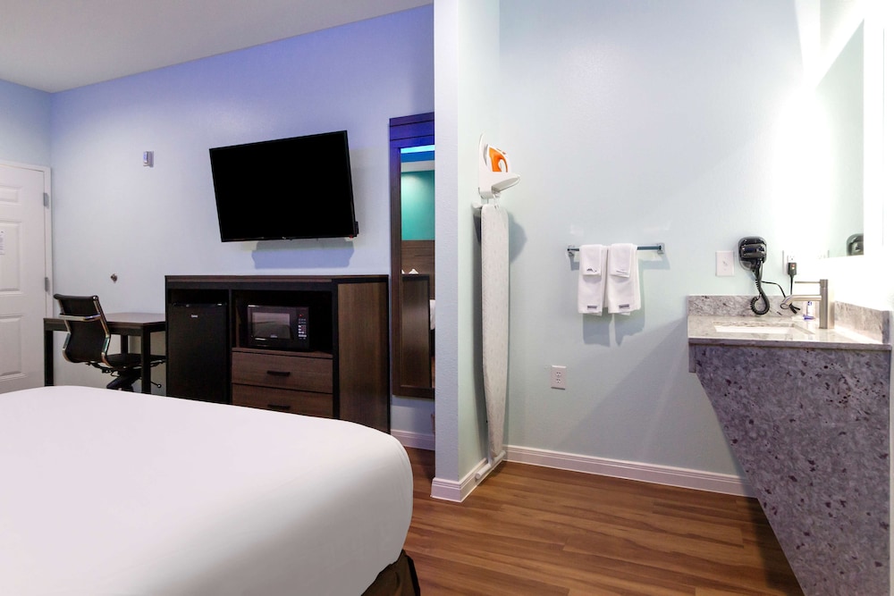 Americas Best Value Inn Aldine Westfield 21/33