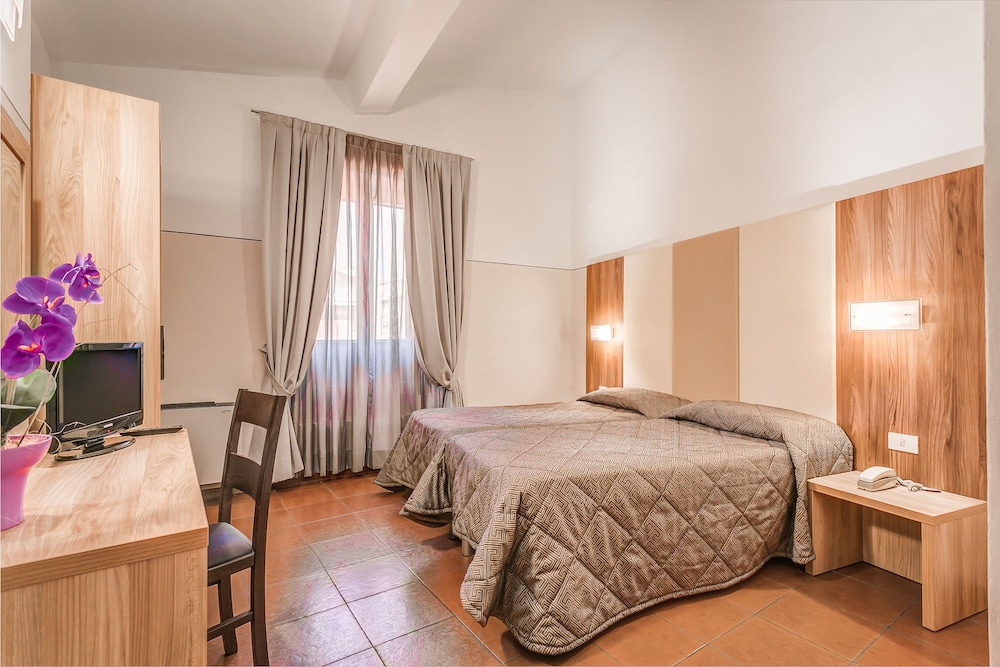 Hotel Arno Bellariva 10/78