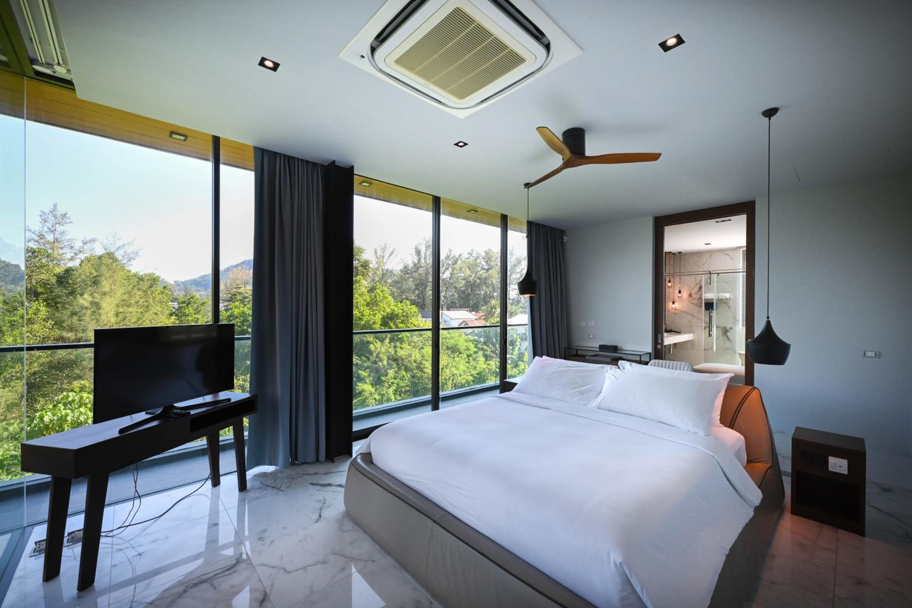 3 Bedrooms, Pool, Villa
