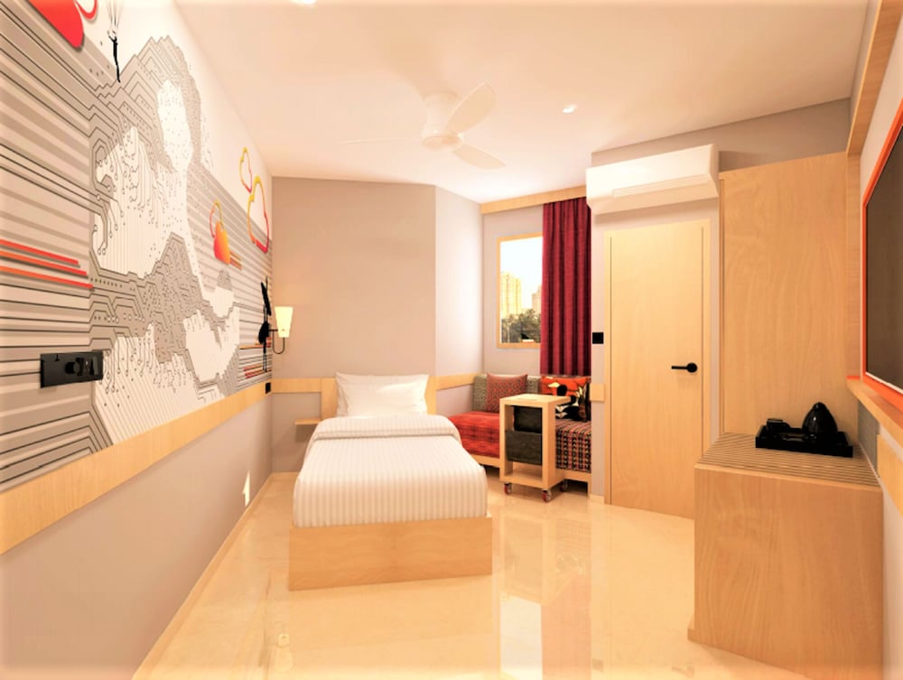 SOLO, LUXURY