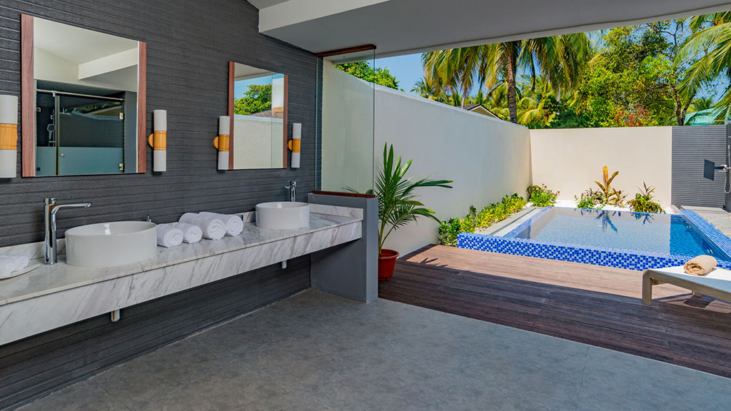 BEACH VILLA - Transfer Excluded، Fiyavalhu Resort Maldives - All Inclusive 3/3
