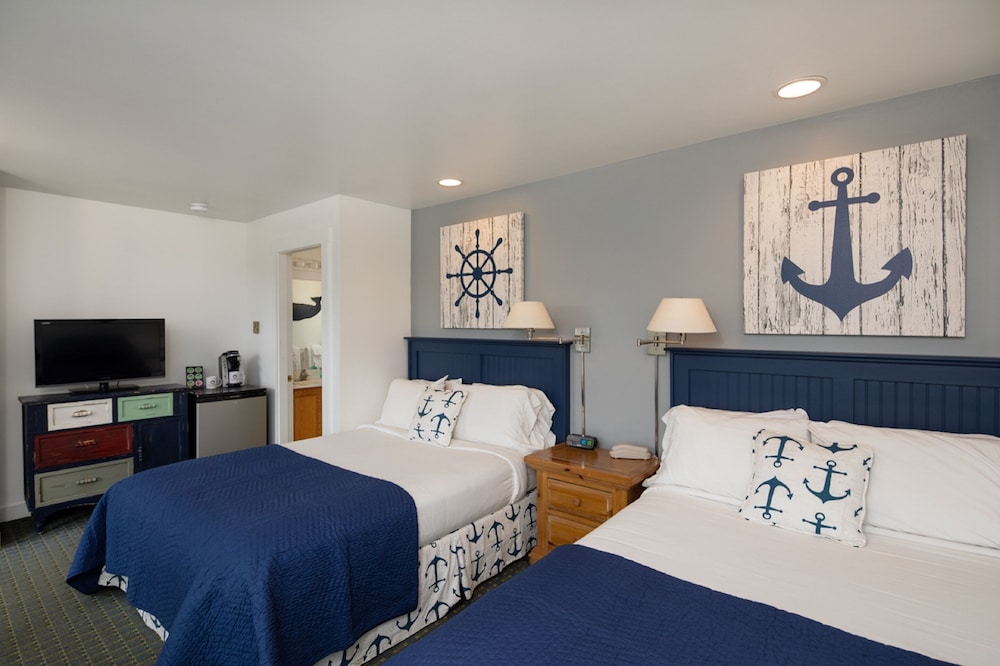 Glen Cove Inn and Suites 19/50