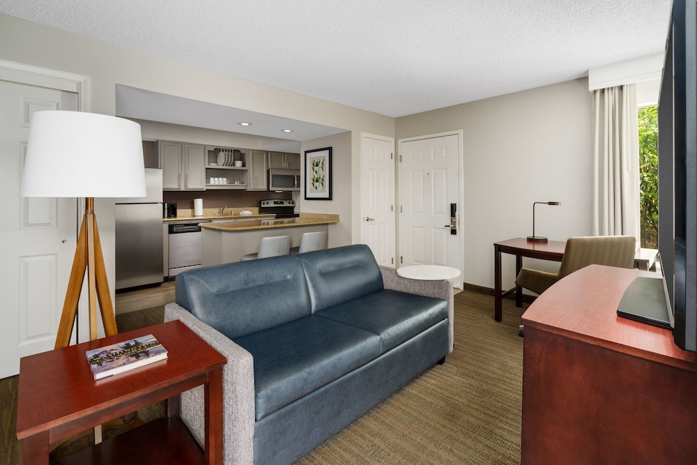 Residence Inn by Marriott Seattle Bellevue 37/57