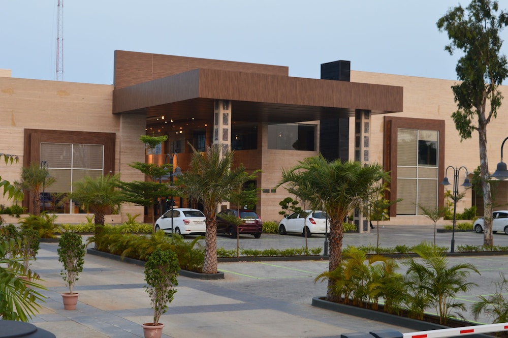 Welcomhotel by ITC Hotels, Kences Palm Beach 3/48