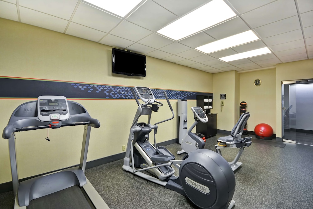 Hampton Inn Auburn 21/40