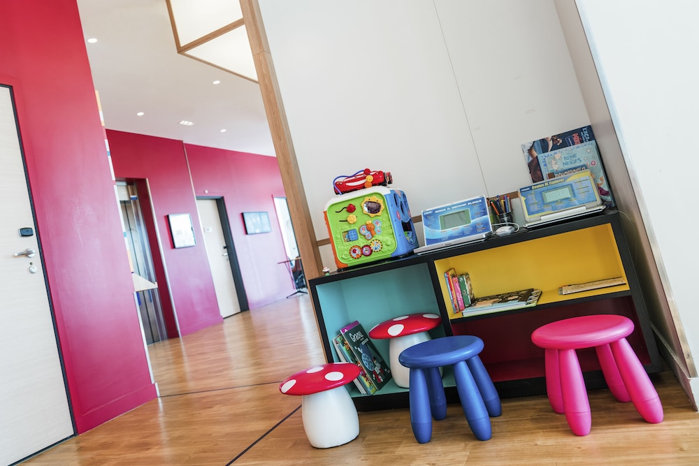 Ibis Styles Guyancourt Versailles 52/69