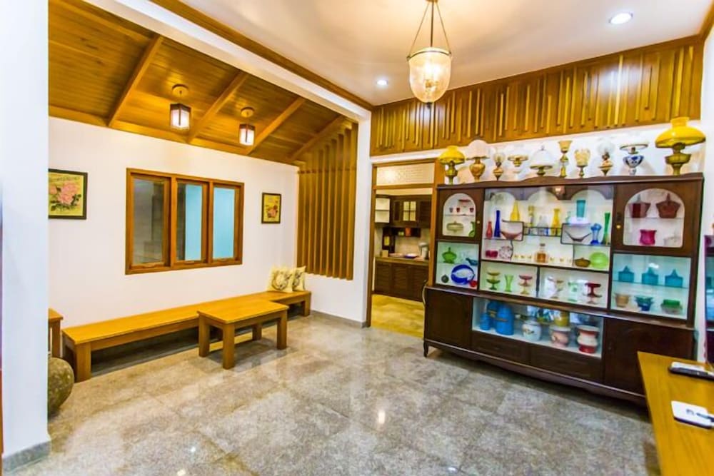 Tree Home Plus Home Stay 8/50