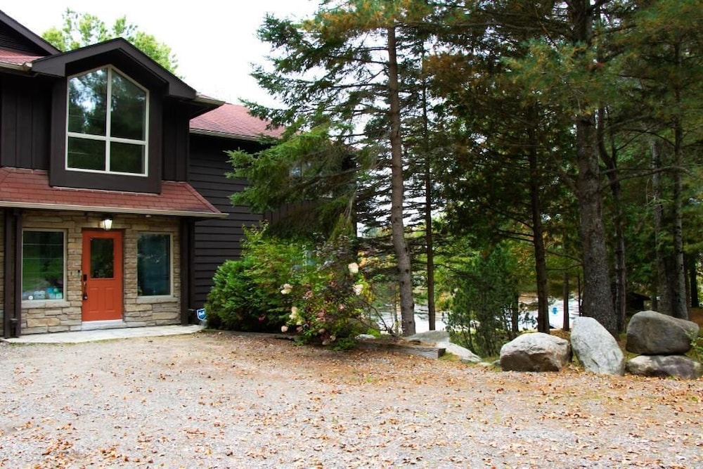 Fairy Bay Lakehouse 2/50
