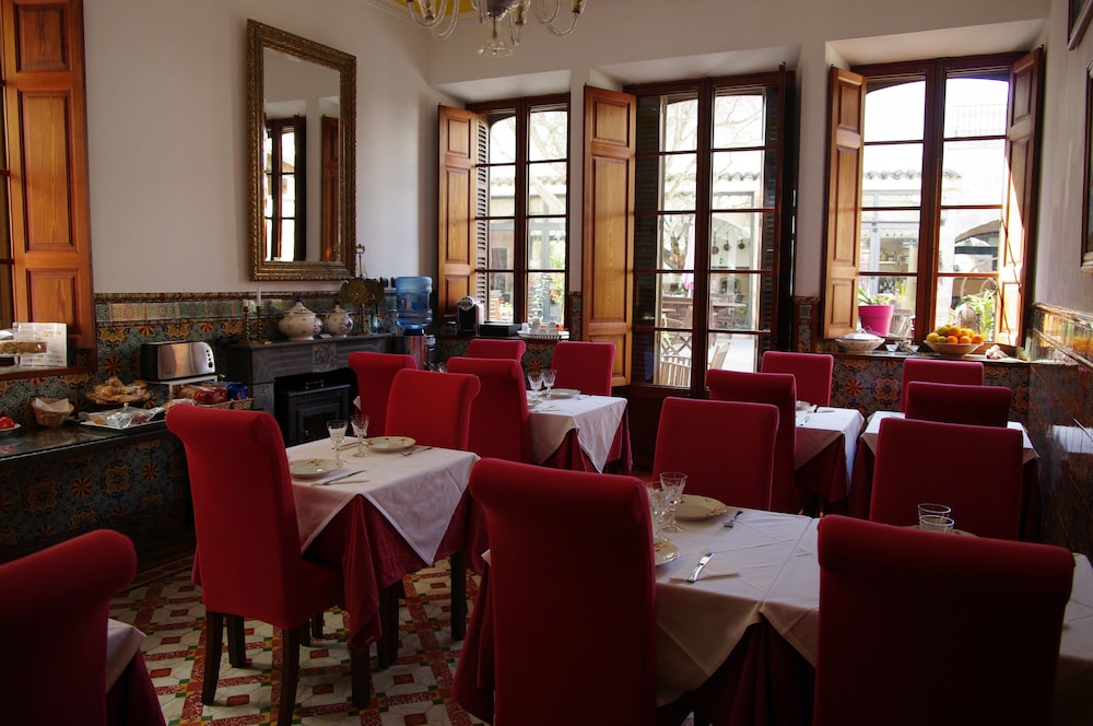 Hotel Segles 66/74