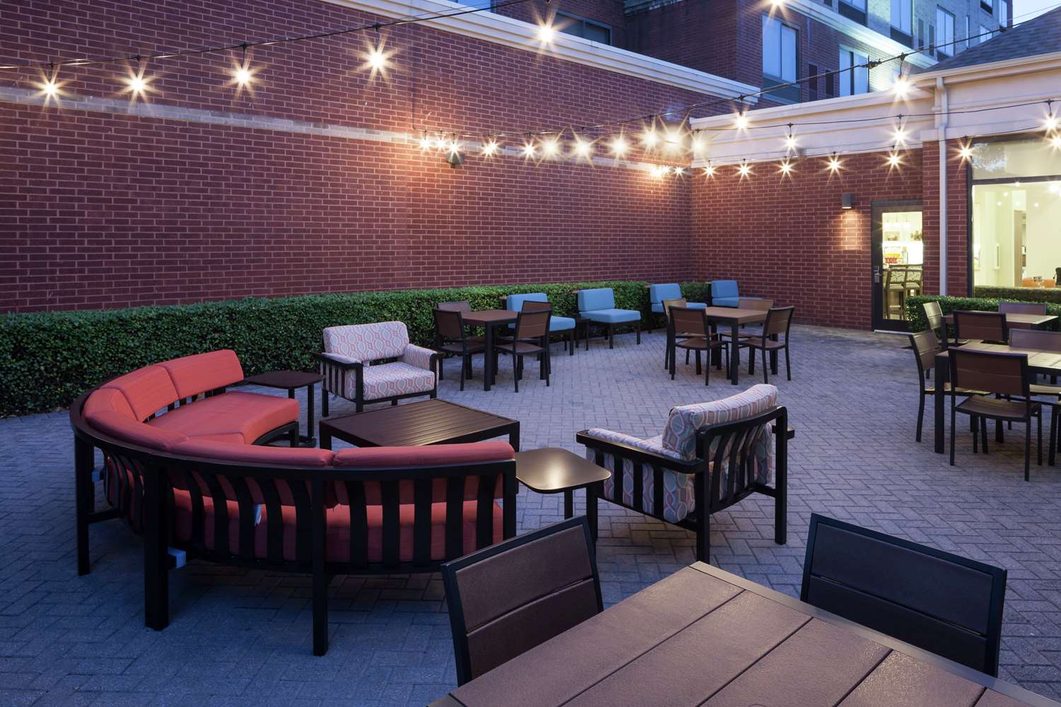 restaurant cafeteria