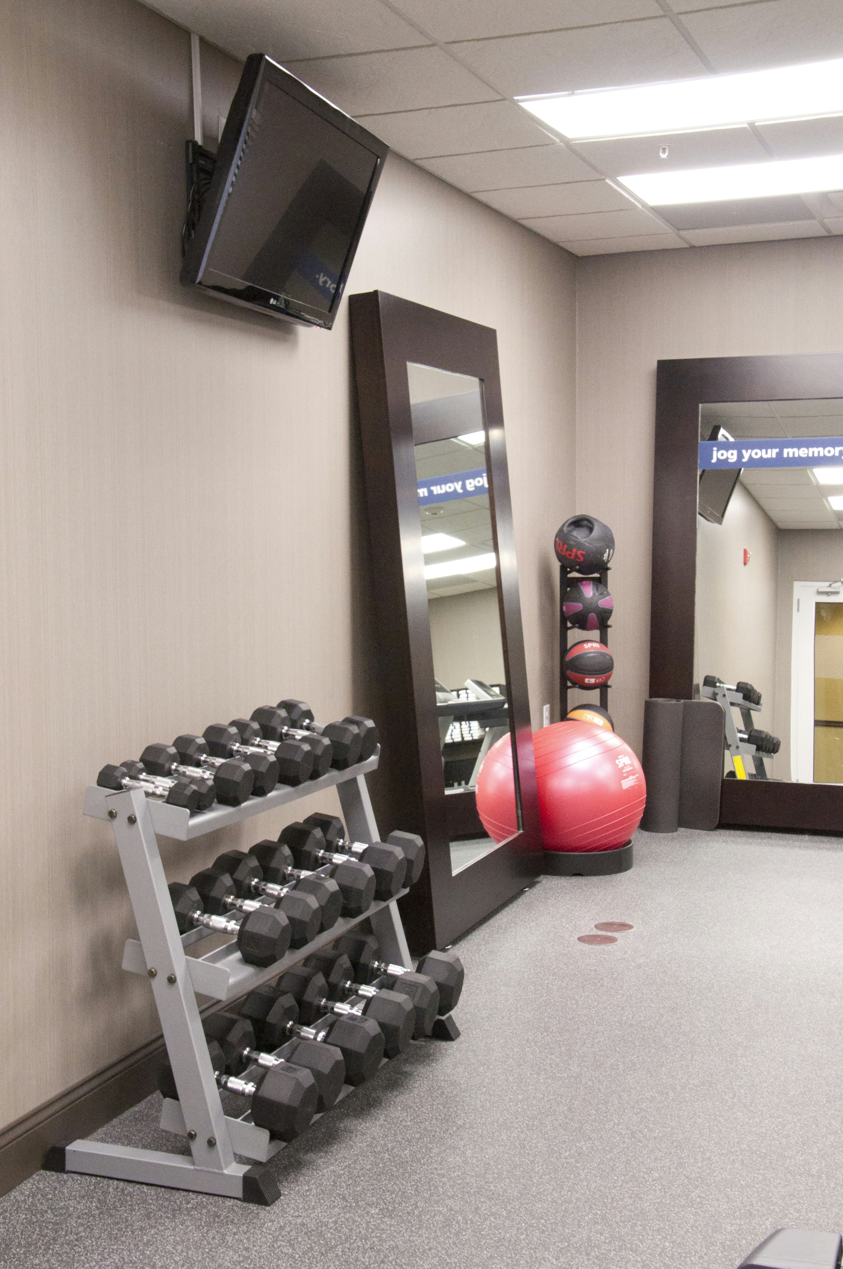 Hampton Inn by Hilton Leesville Fort Polk 21/40