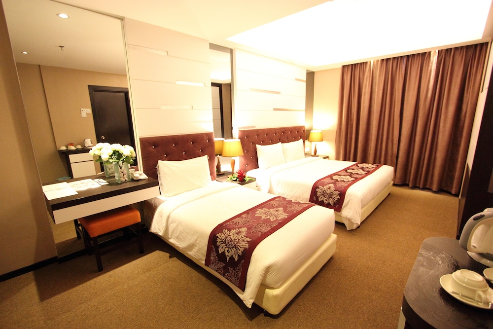 Paradise Spa Hotel 14/62
